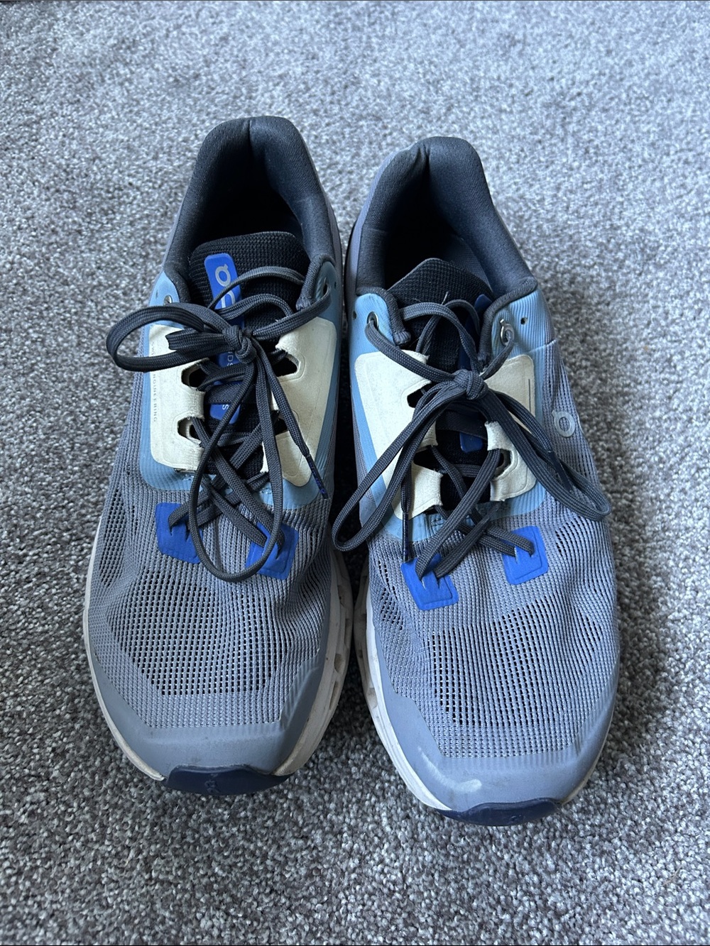 Men's Performance Sneakers in Gray, Blue & Cream